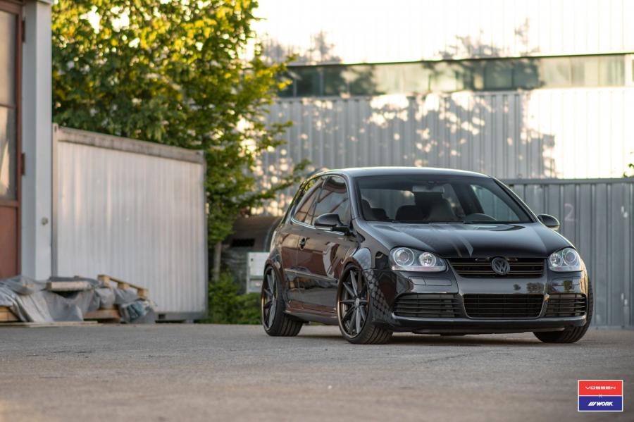  Volkswagen Golf R on Vossen Wheels (VWS-1) 2017 года  (фото 14 из 25)